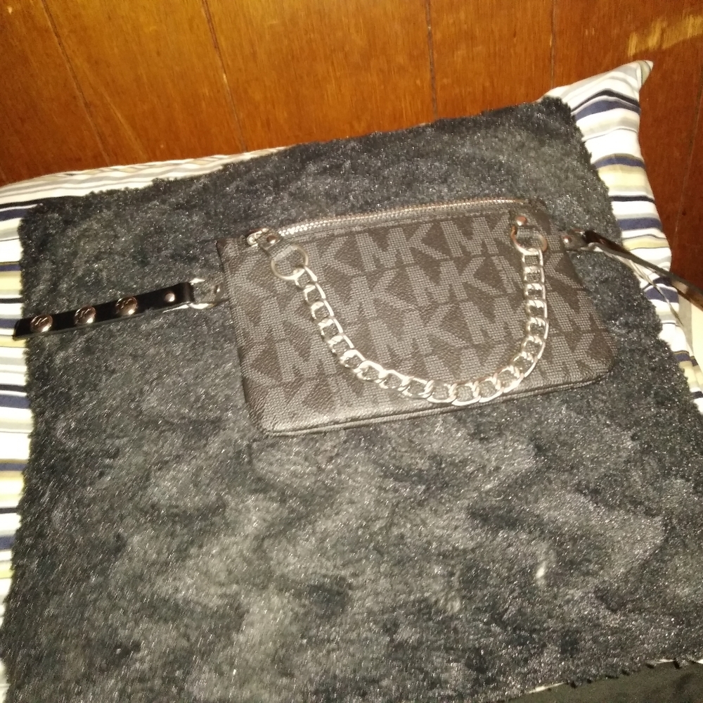 Michael kors fanny pack